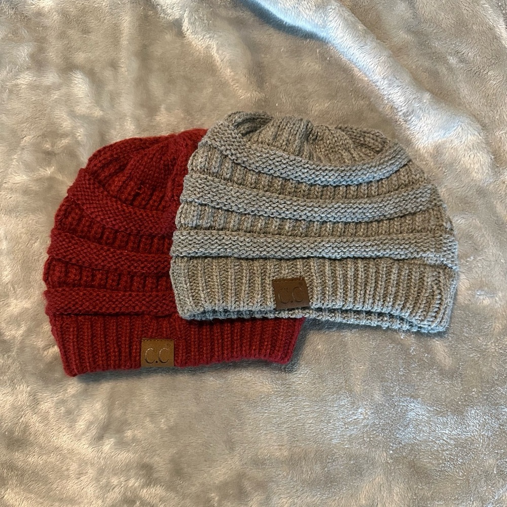 Set of 2 - Red and Gray Knit CC beanies